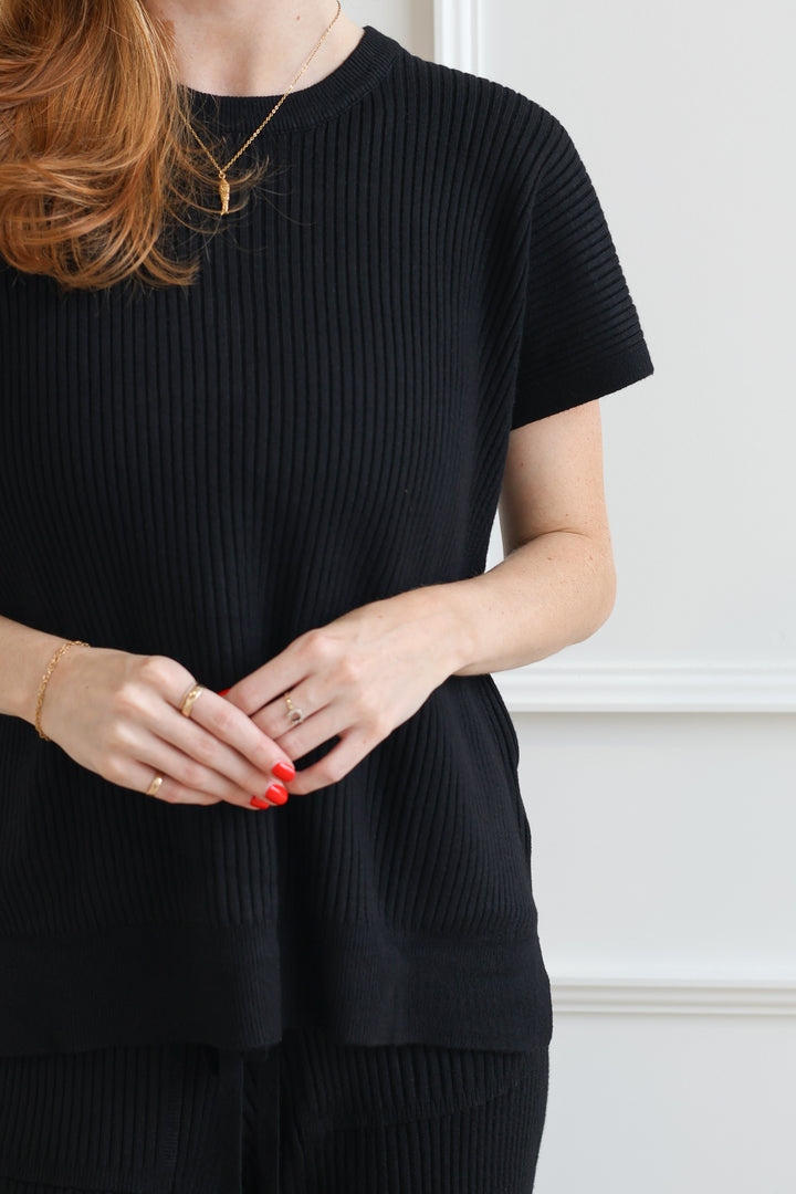 Ribbed Short Sleeve Sweater - Black