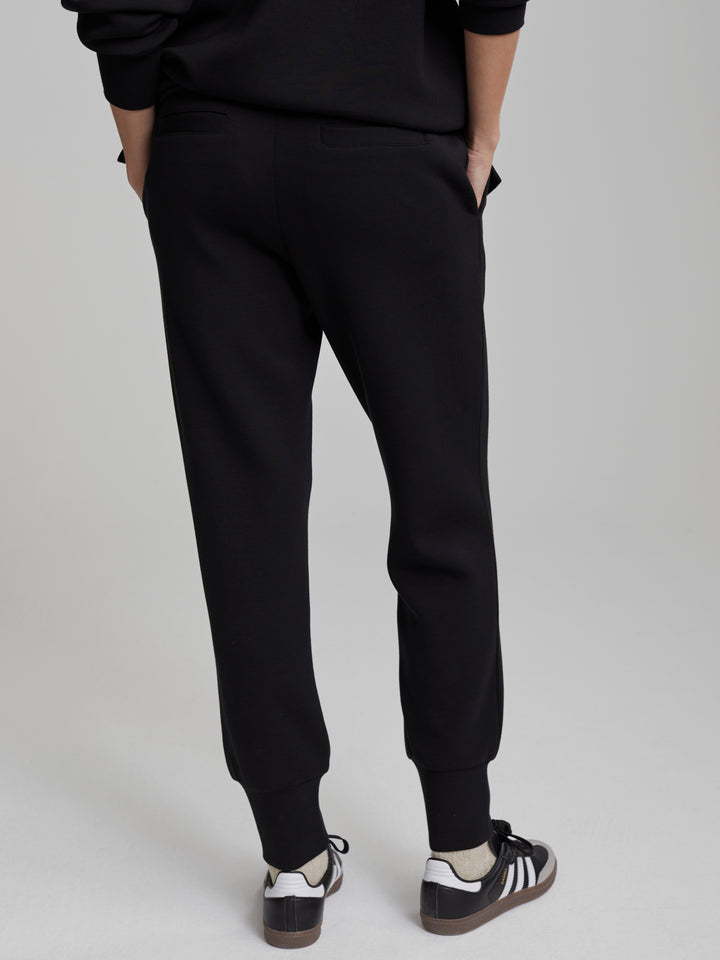 VARLEY | The Slim Cuff Pant 27.5" -Black