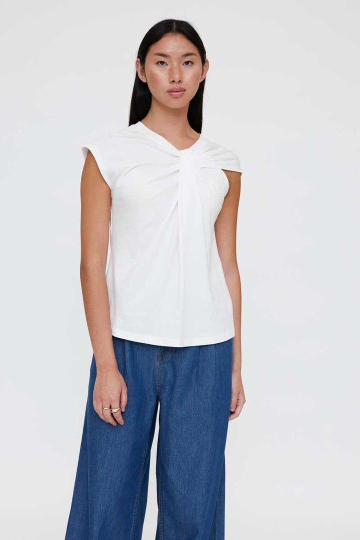 Wild Pony | Ava Knot Tee - White