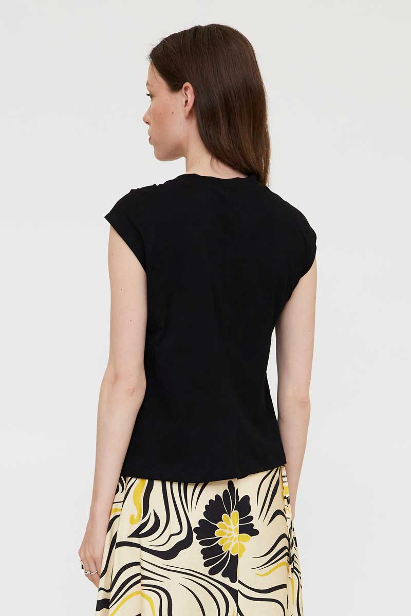Wild Pony | Ava Knot Tee - Black