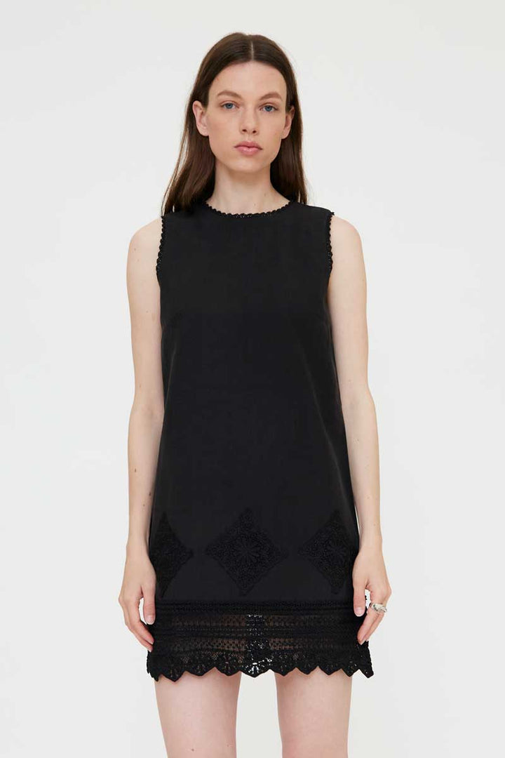 Wild Pony | Everyday Eyelet Mini - Black
