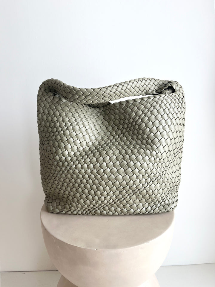 Johanna Woven Shoulder Bag | Green