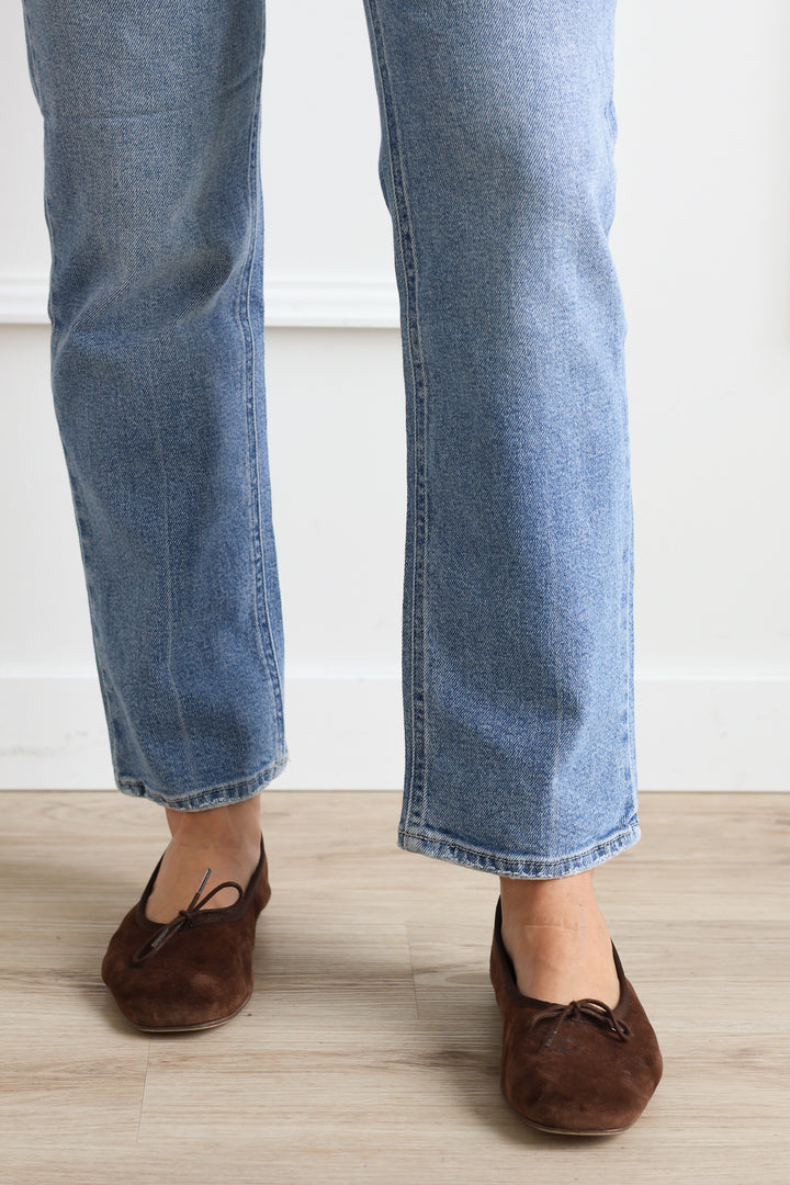 Just Black | Clean Mid Rise Straight Light Denim