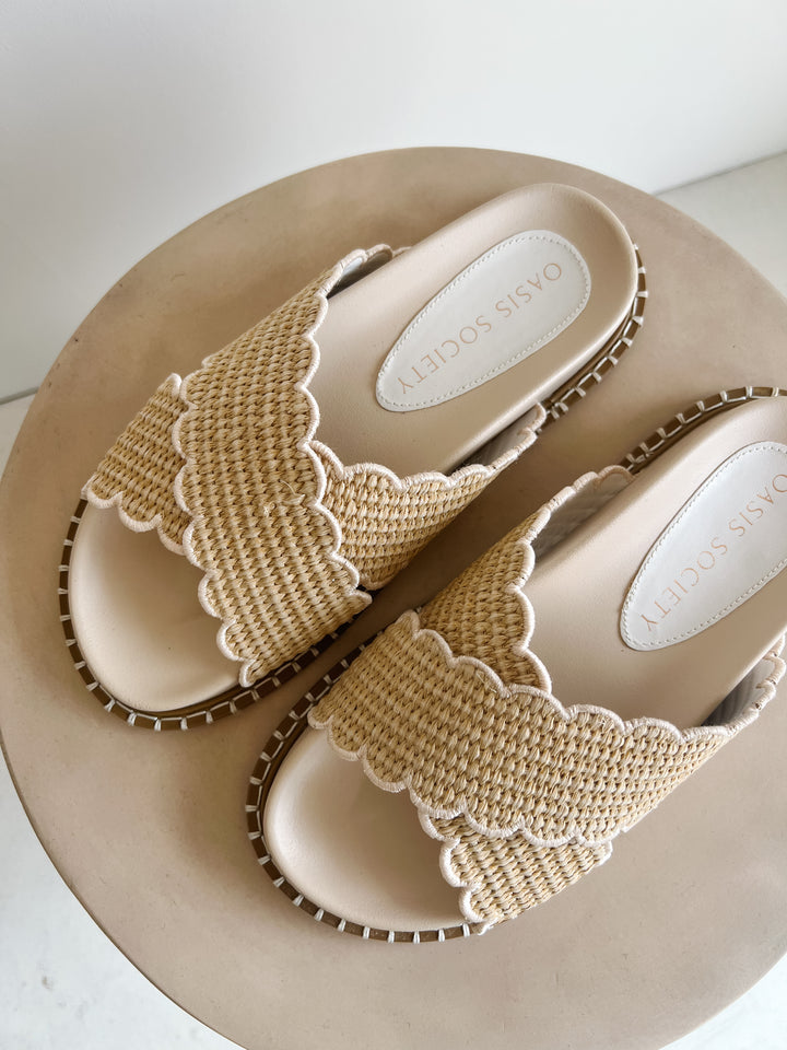 Fabby Raffia Slides