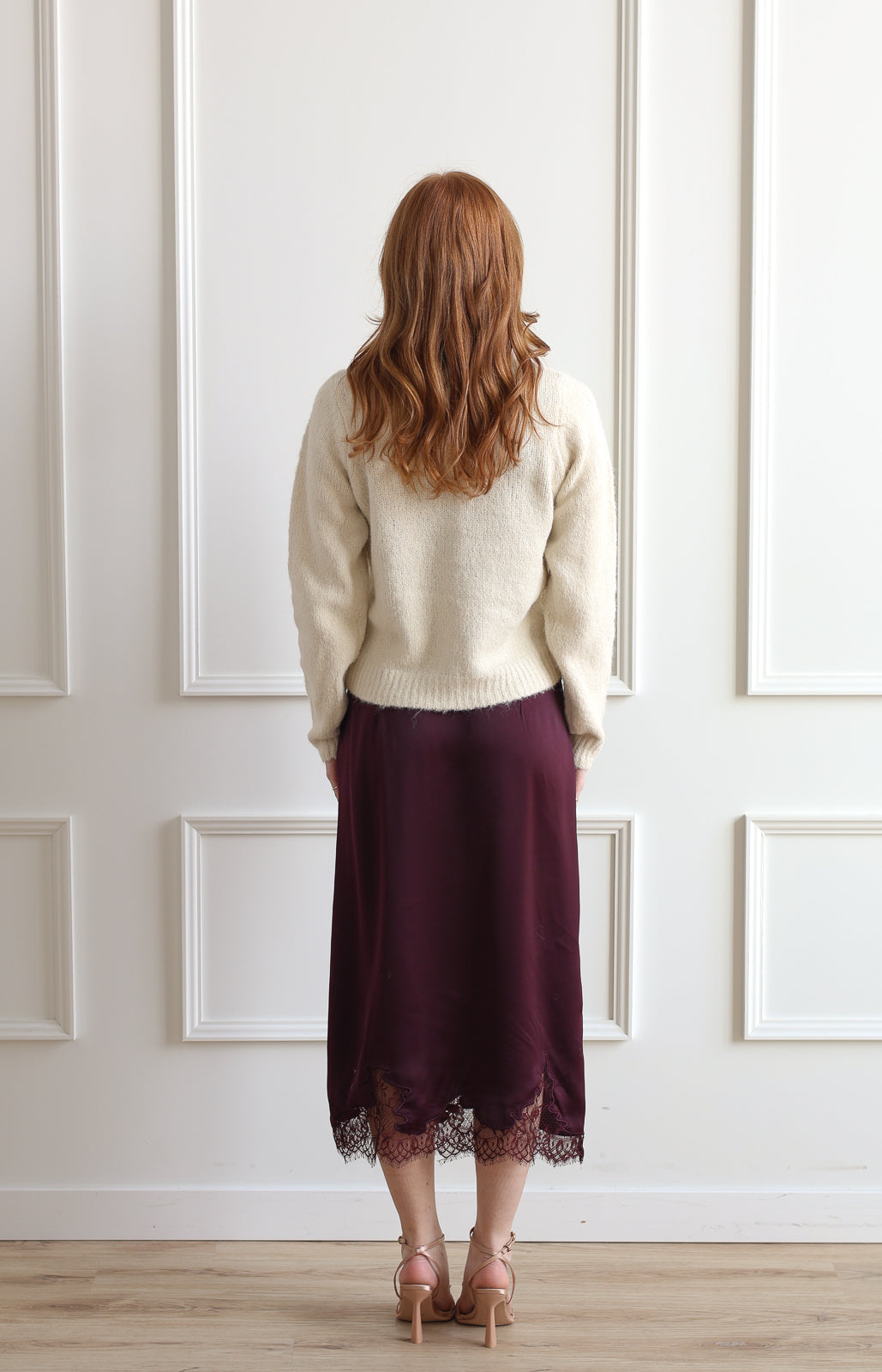 Vero Moda | Ginny Satin Skirt - Wine Tasting