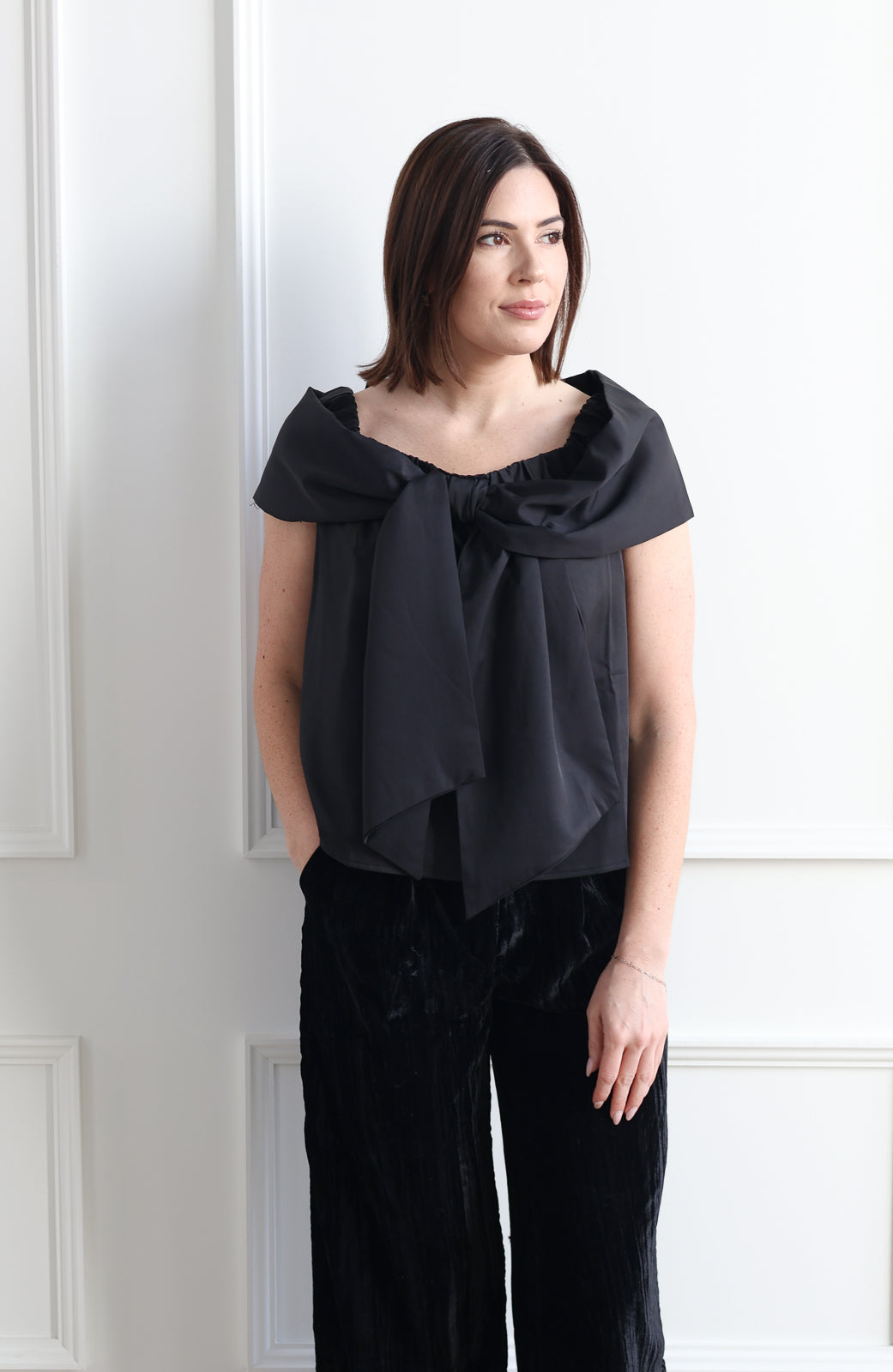 Ribbon OTS Blouse - Black