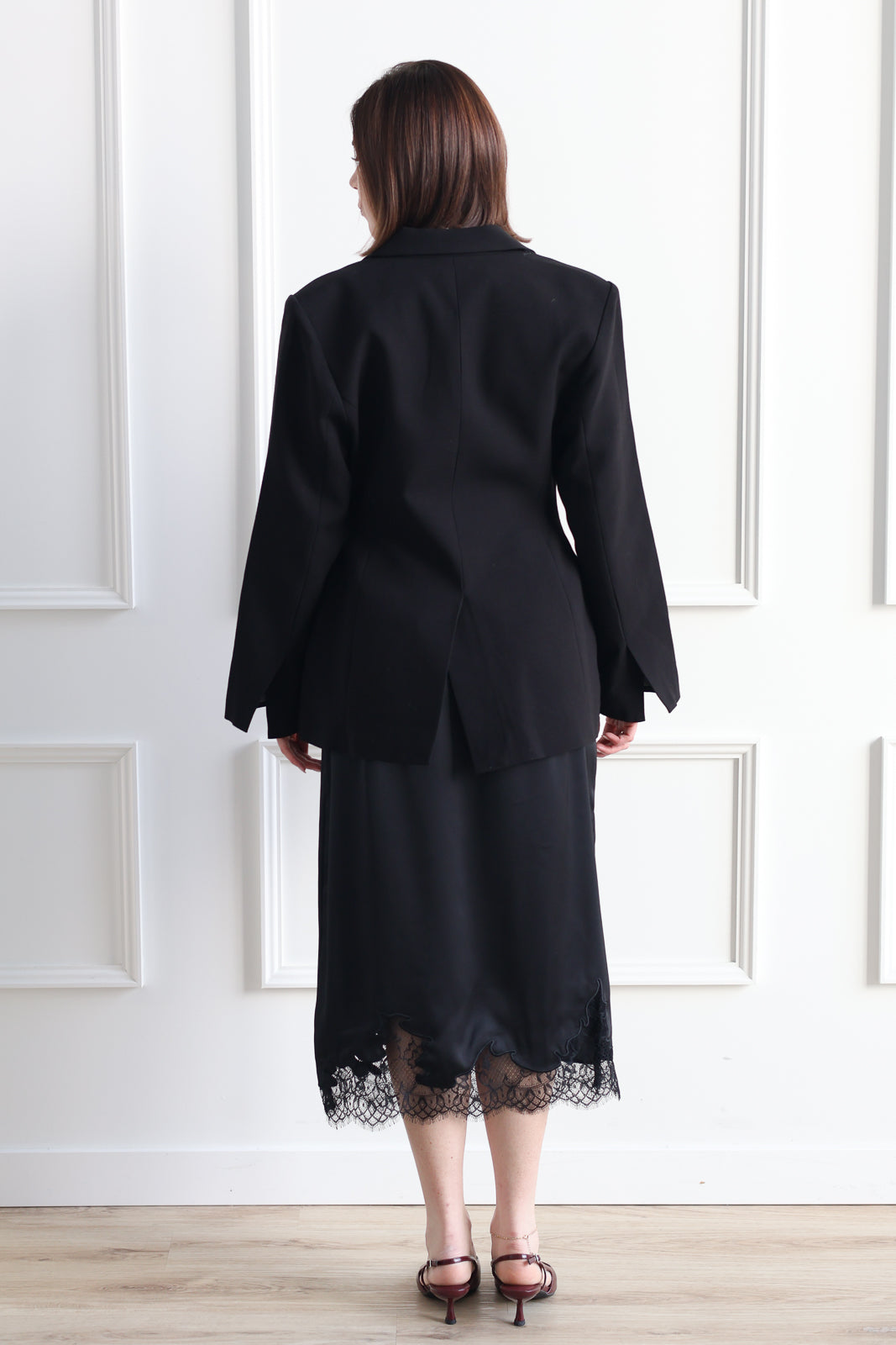 Vero Moda | Ginny Satin Skirt - Black