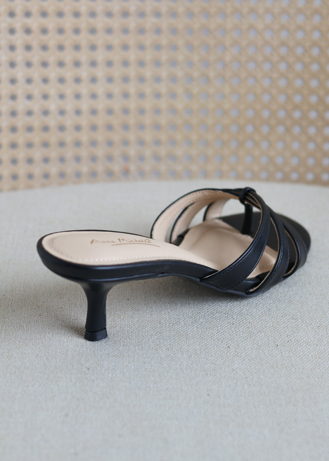 Keep Strappy Thong Heel - Black