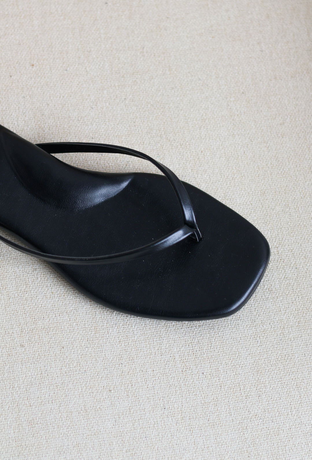 Cushion Flip Flop - Black