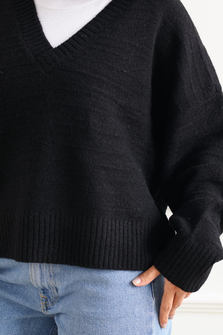 Vero Moda | Boom V-Neck Knit - Black