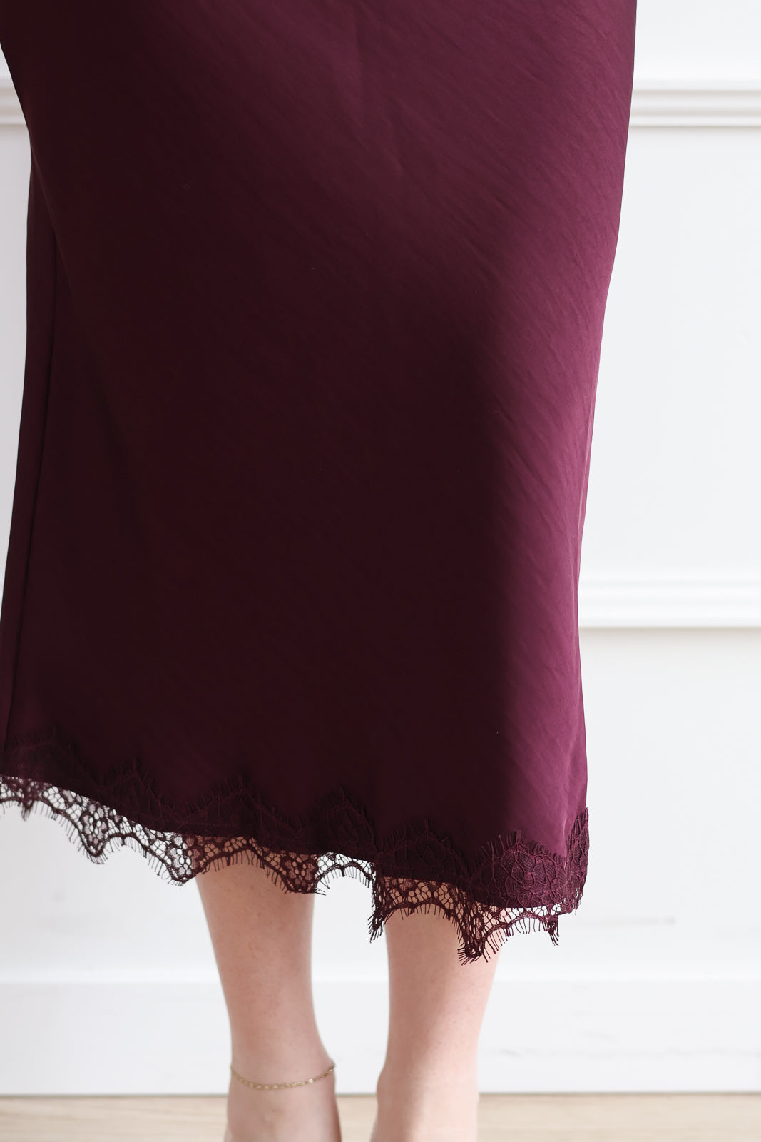 Vero Moda | Julie Lace Midi - Wine Tasting