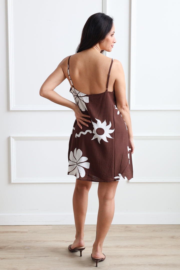 Geometric Toasted Coconut Mini