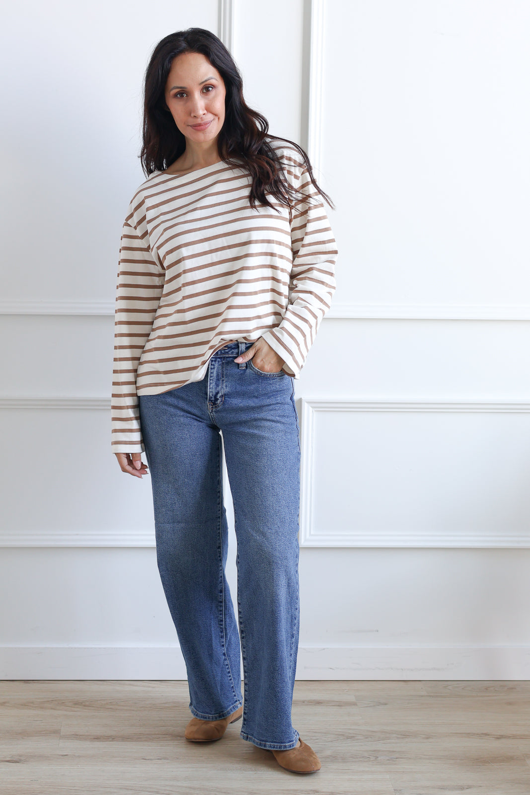 Just Black Denim | Mid Rise Straight Leg - Medium Wash