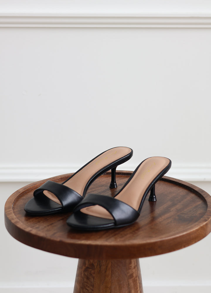 Jazzy Slip On Heel - Black
