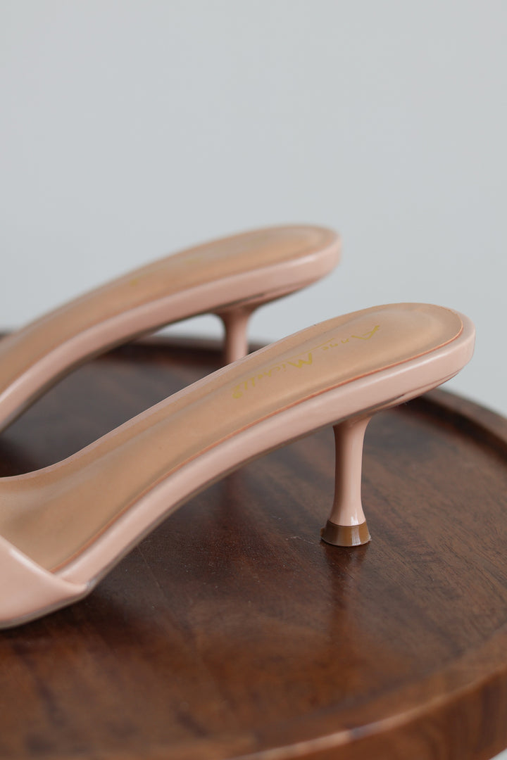 Jazzy Slip On Heel - Beige