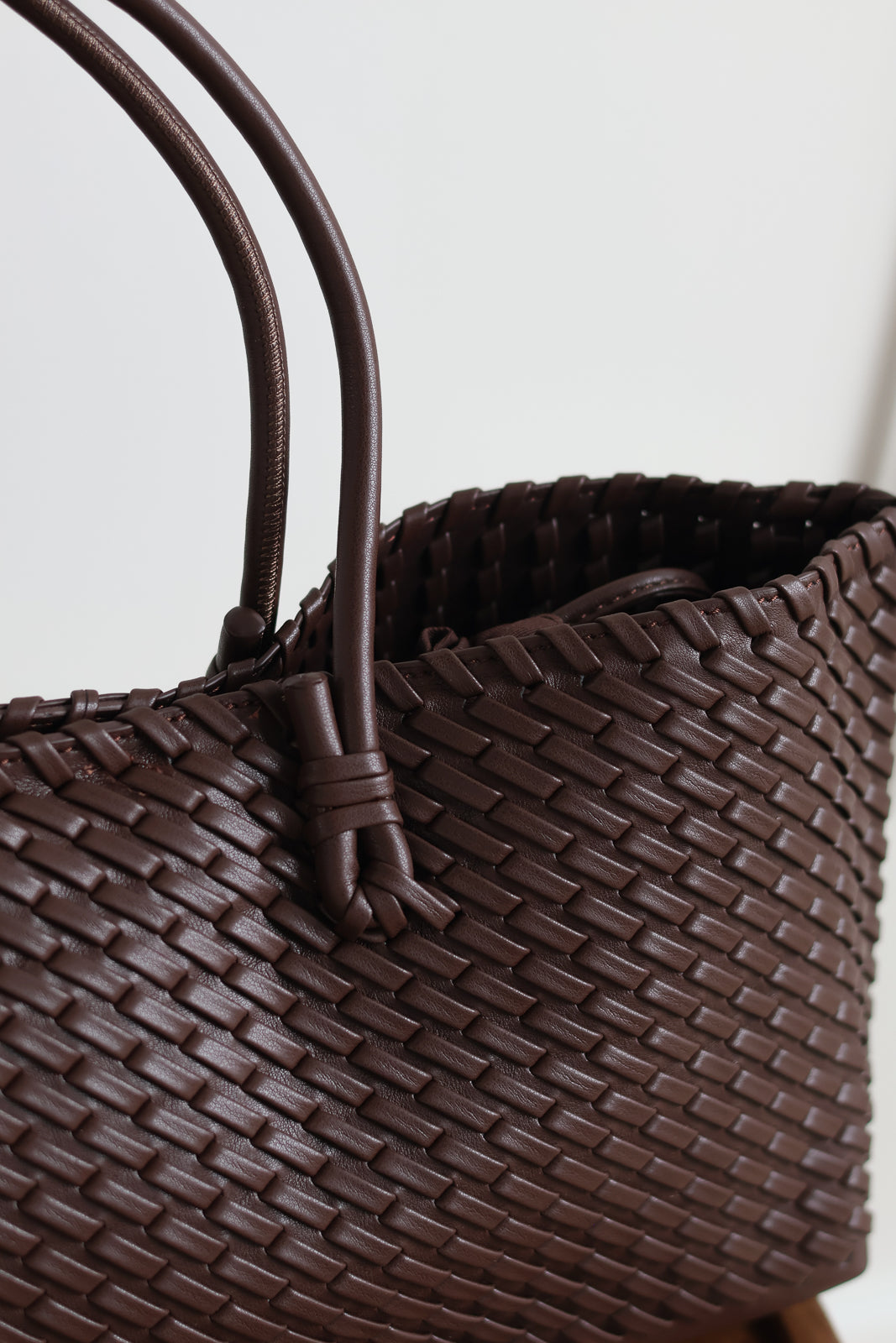 Nola Baguette Tote - Chocolate