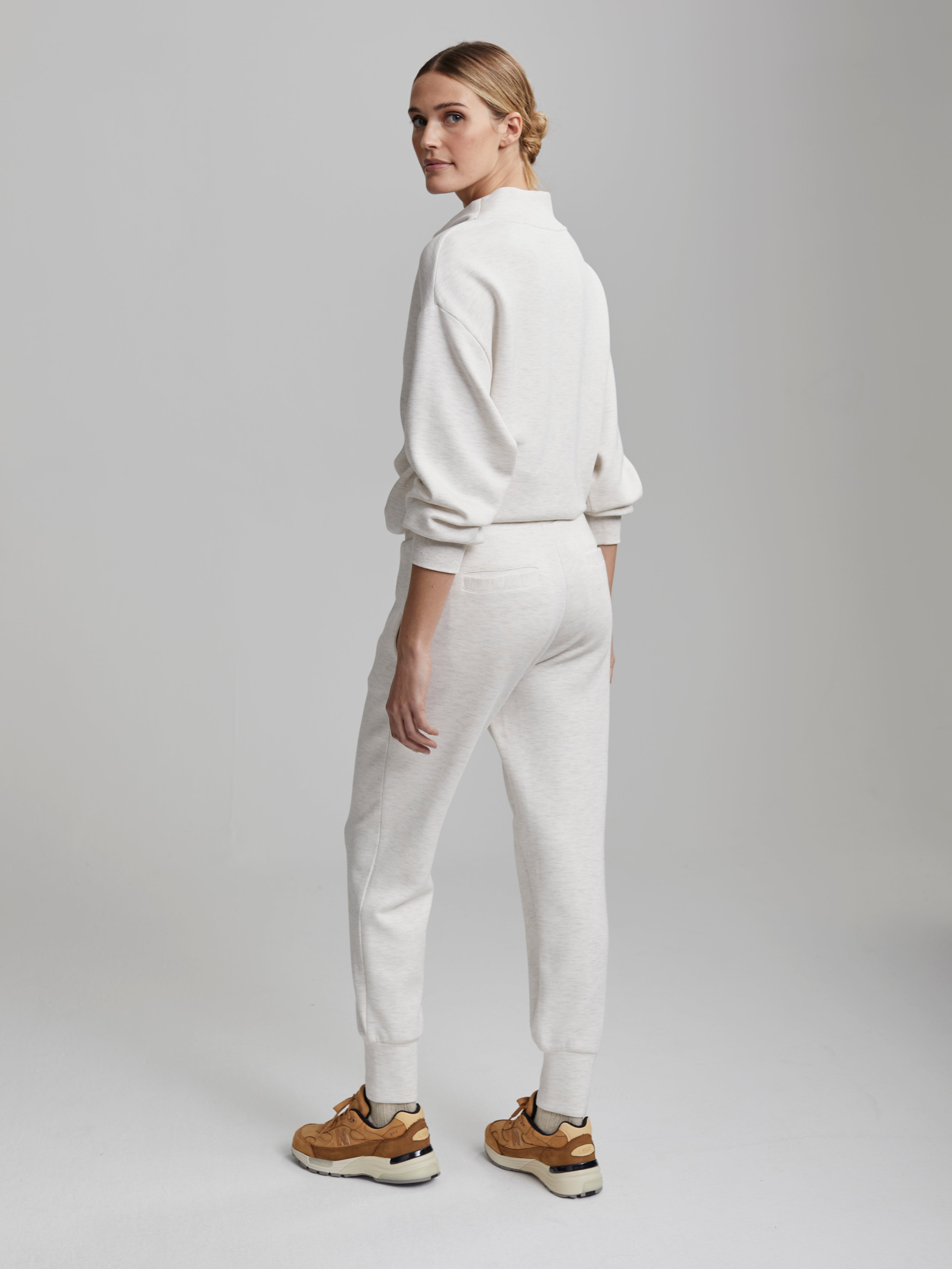 ◆ASURA◆ AS BASIC SWEATPANTS IVORY VARLEY | The Slim Cuff Pant 27.5
