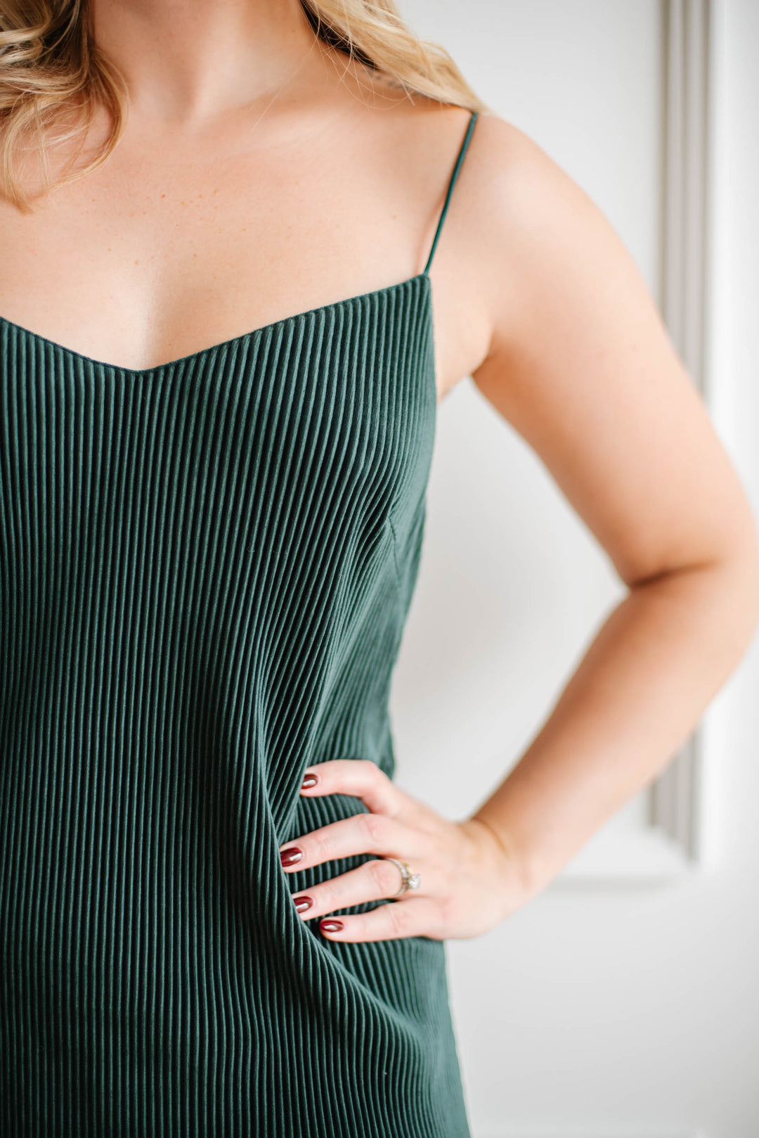 Samantha Pleated Velvet Dress - Emerald