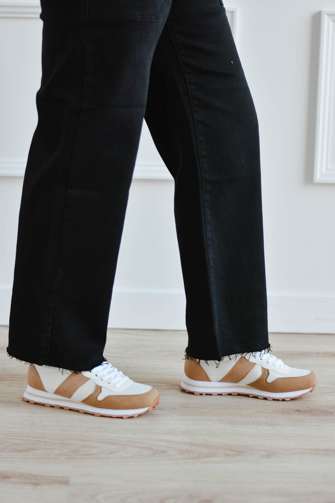 Phoebe Sneaker - Toffee