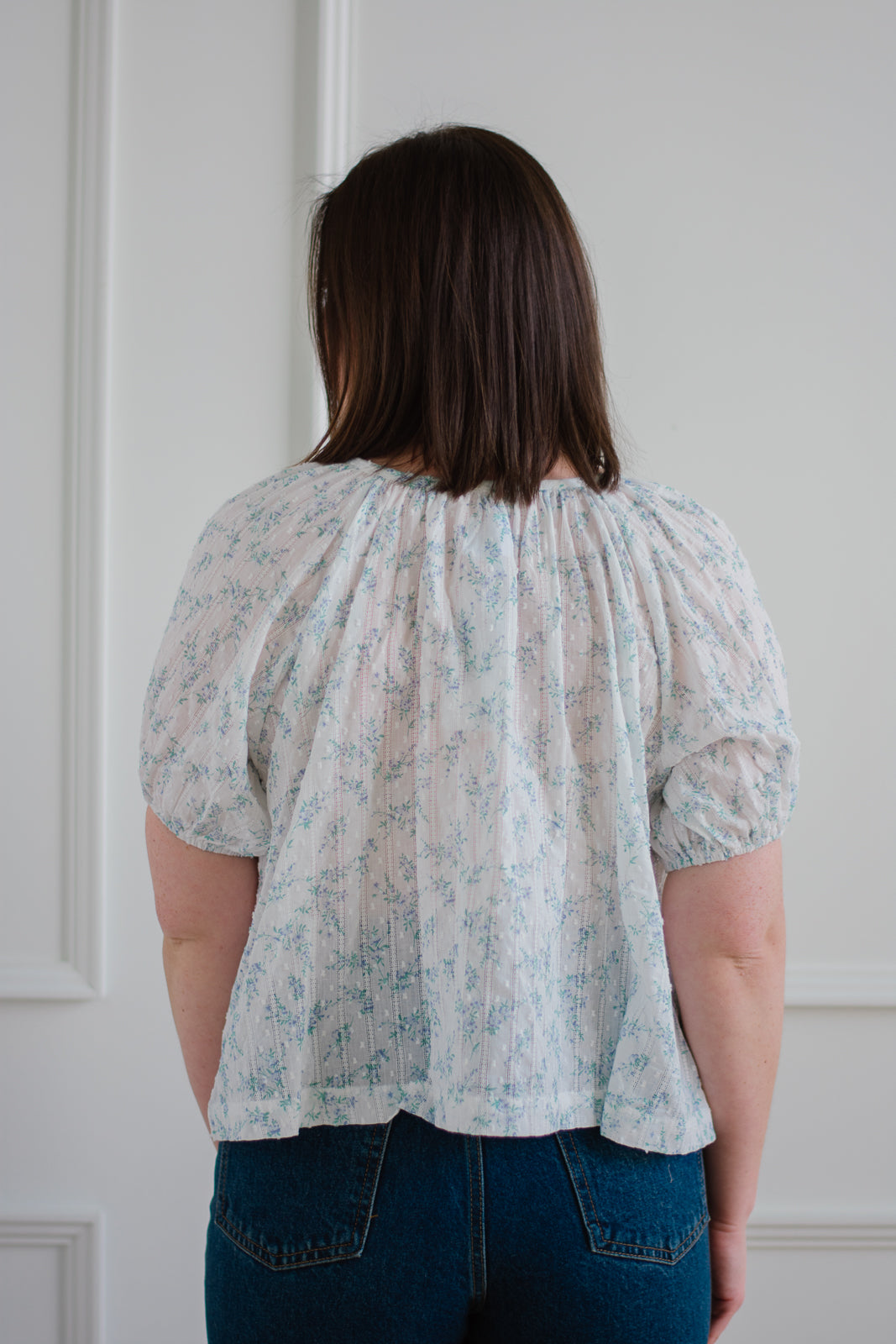 Delicate Floral Buttondown Blouse