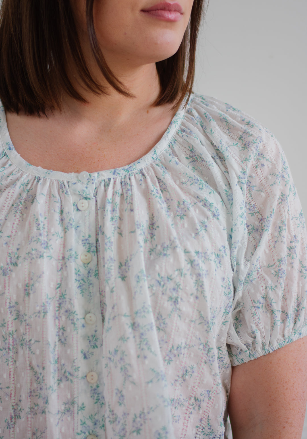 Delicate Floral Buttondown Blouse