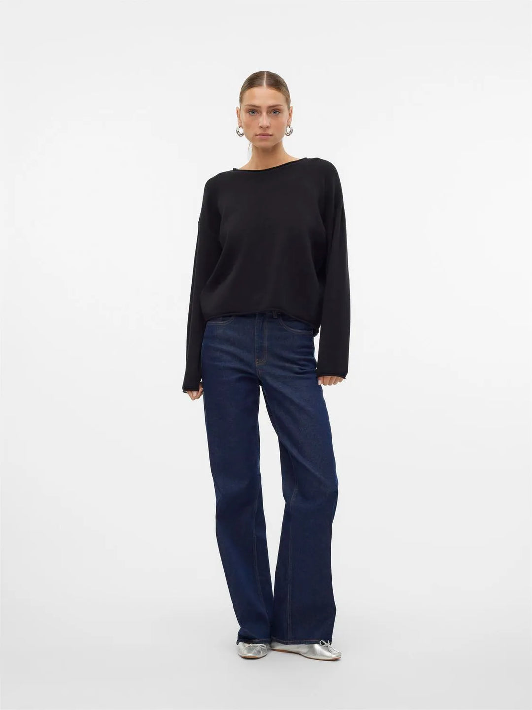 Vero Moda | Classic Round Neck Sweater - Black