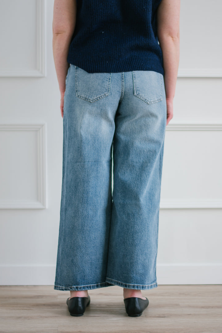 b.young | Kyjla Wide Leg Jeans - Mid Blue